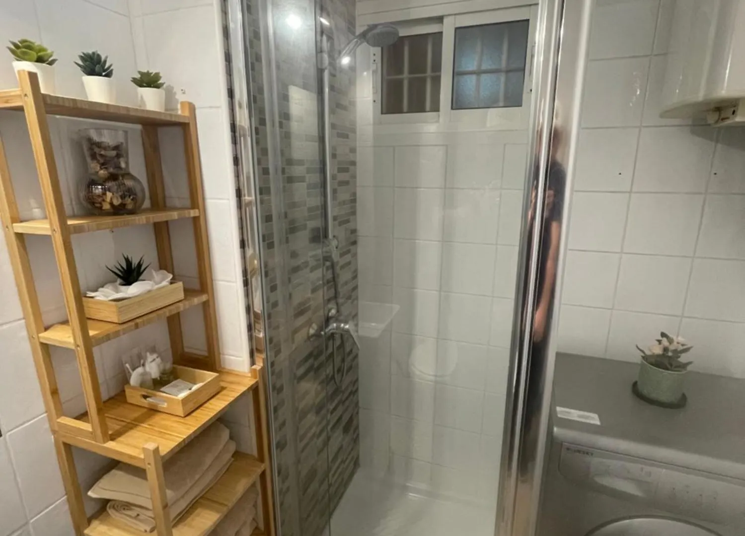 Beautiful Brand New Study 24-Hour Reception Apartment Benalmadena